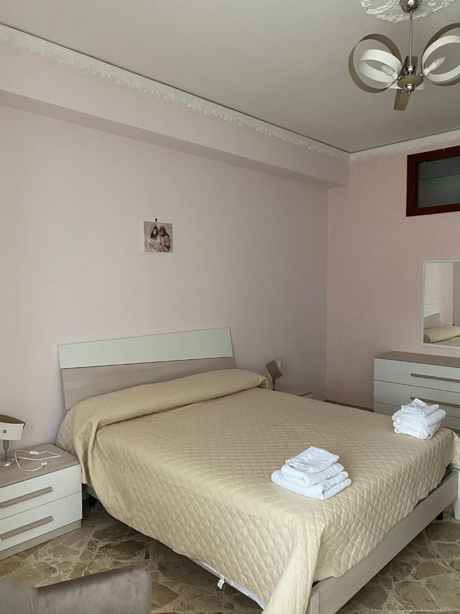 Casa Vacanze Anto Antonella 巴格里亚 外观 照片